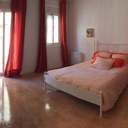 Reus Apartments ภายนอก รูปภาพ